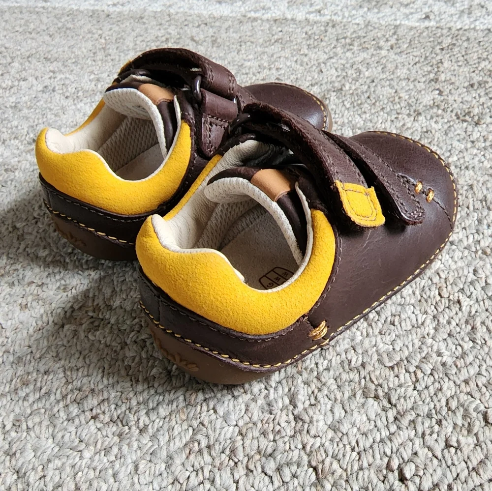 Clarks First Shoes Pre-Walker Baby Shoes